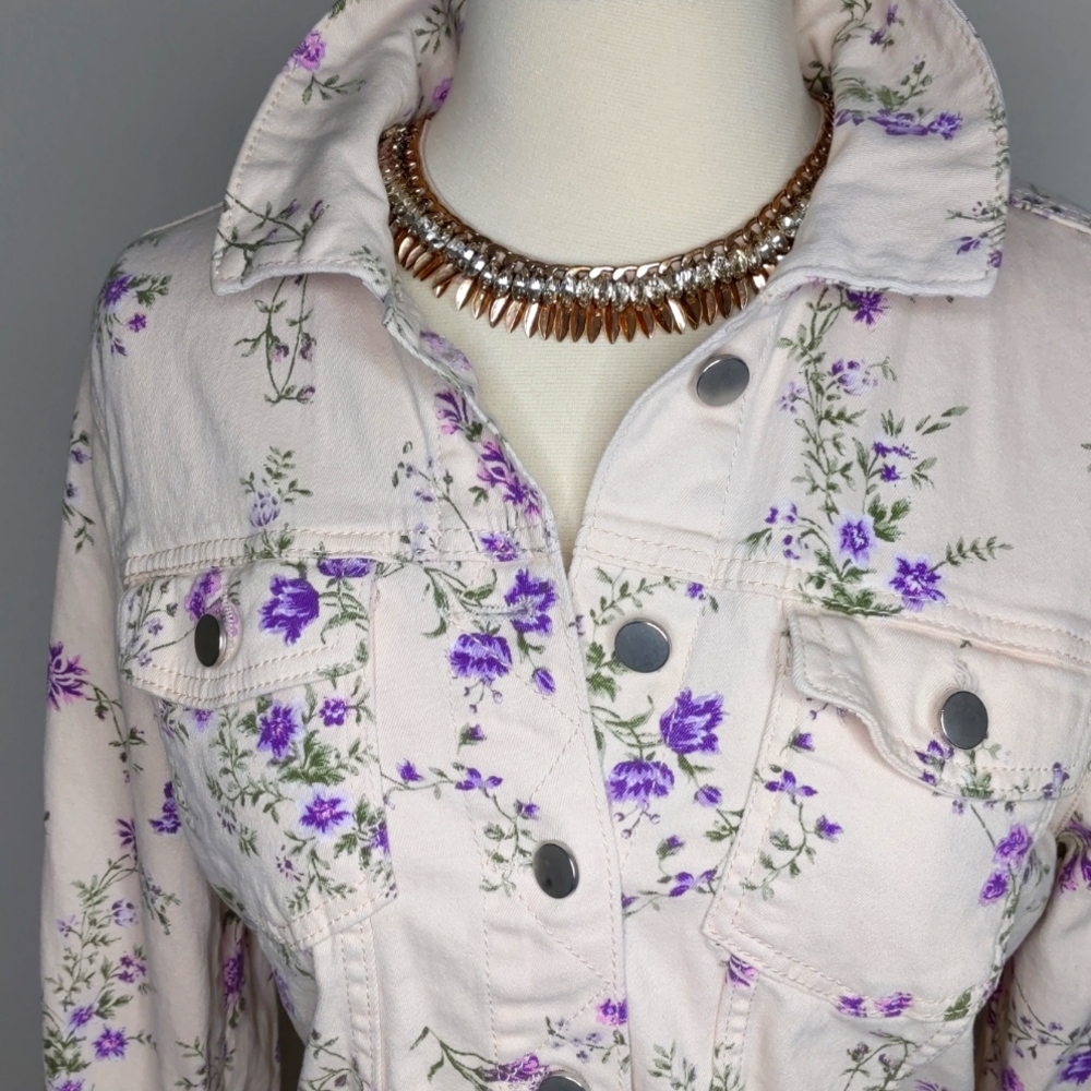 Candies Floral Print Jean Jacket Size Medium - Picture 8 of 11